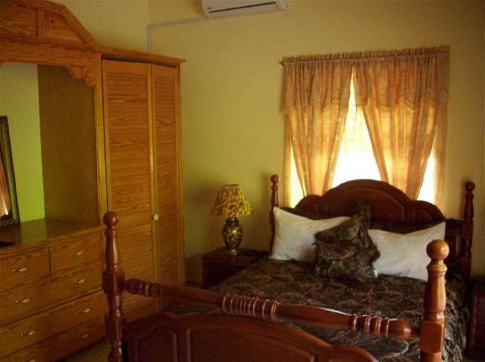 Rich View Hotel Кингстаун Экстерьер фото